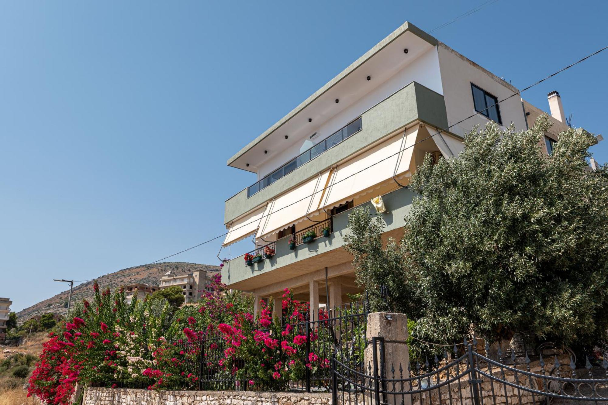 Euphoria Apartments Саранде Стая снимка